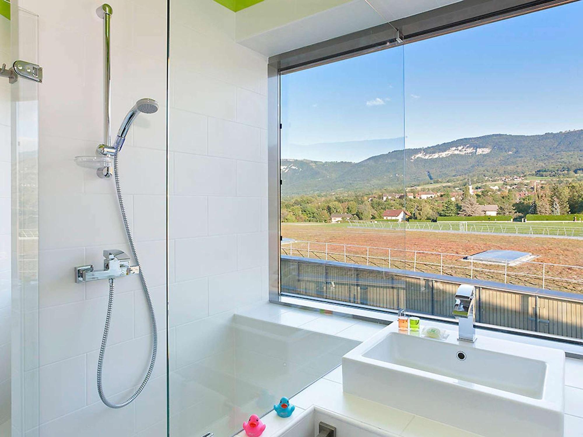 Ibis Styles Saint Julien En Genevois Vitam Neydens Exterior foto